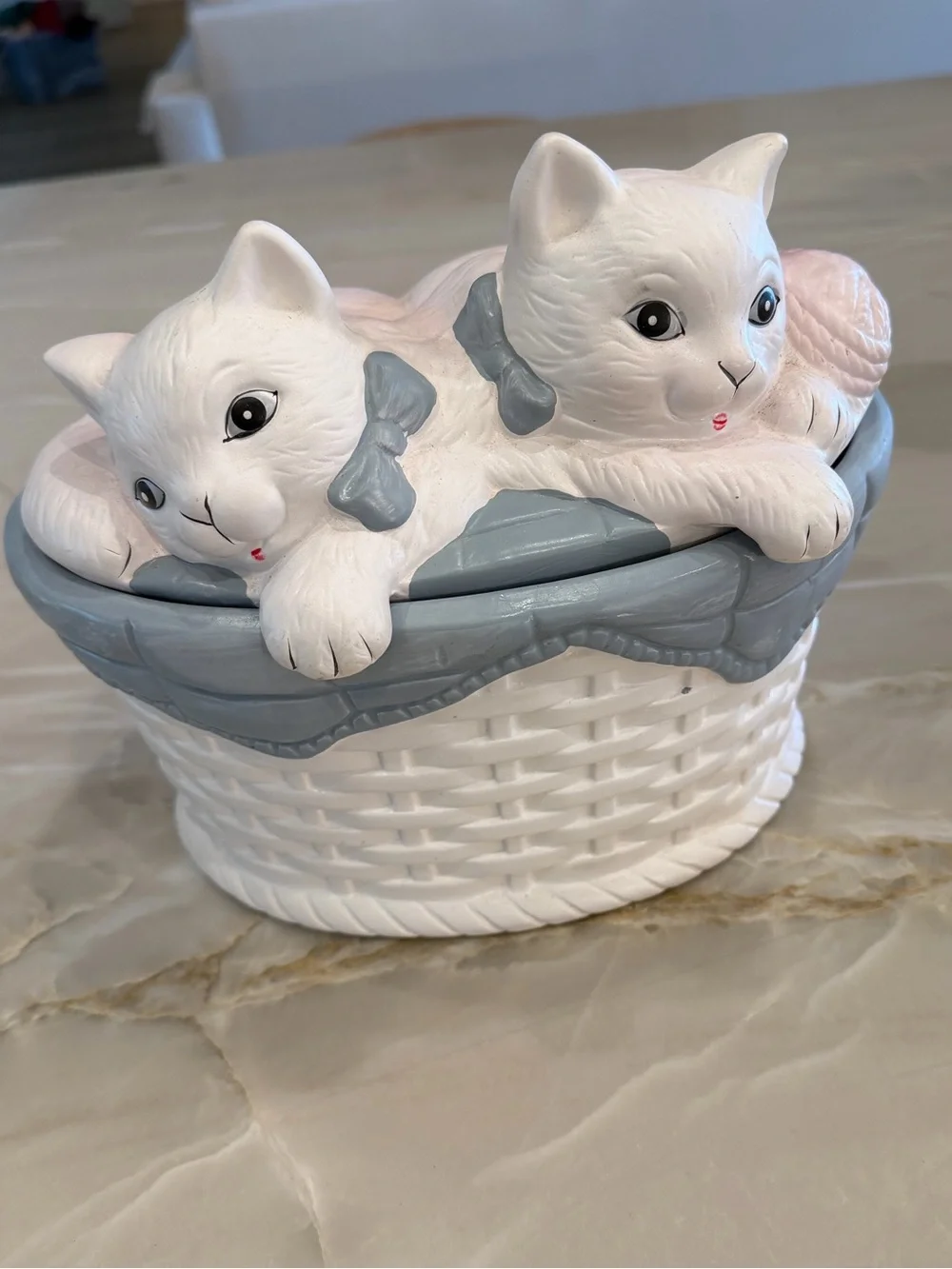 Vintage White Cat Basket Trinket Box with Gray Accents